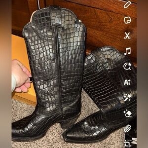 Idyllwind faux exotic snip toe women’s boots